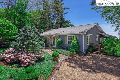 Photo of 232 High Peak Drive, Boone, NC 28607 (MLS # 255771)