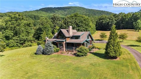 Photo of 314 Elk Creek Mountain Parkway, Todd, NC 28684 (MLS # 256965)
