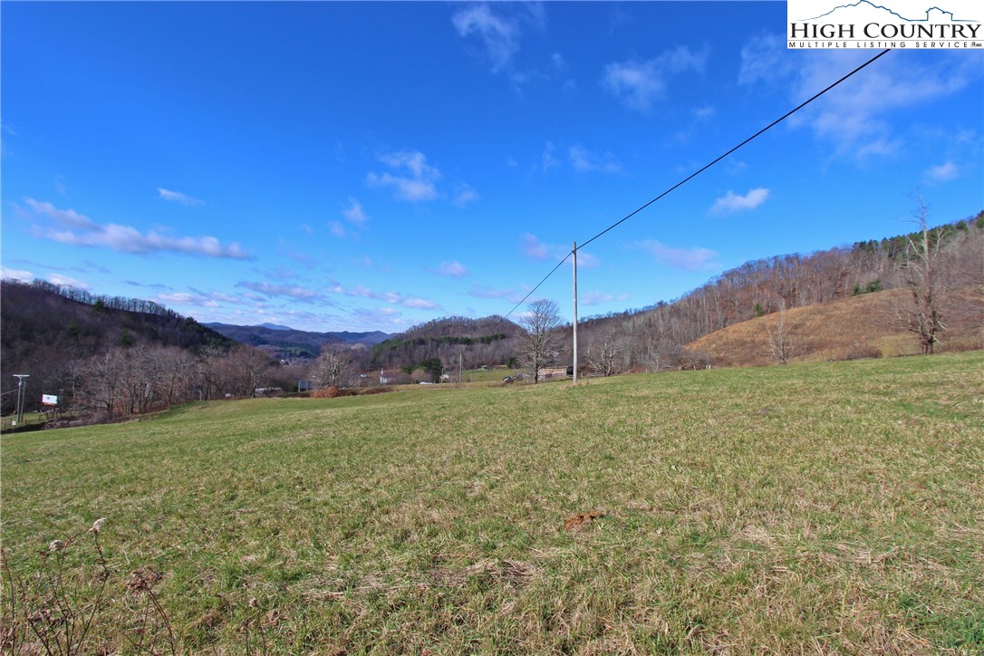 Boone, North Carolina 28607, United States, ,Commercial,Pending,76209