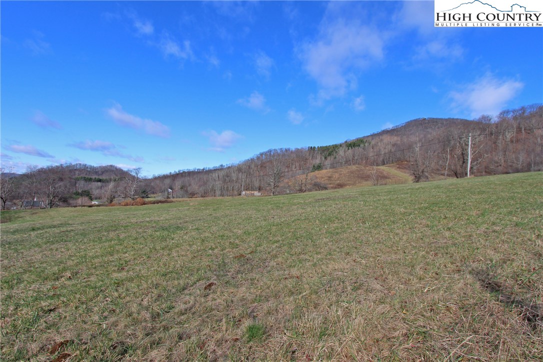 Boone, North Carolina 28607, United States, ,Commercial,Pending,76209