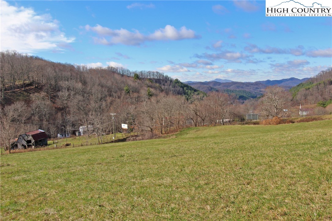 Boone, North Carolina 28607, United States, ,Commercial,Pending,76209