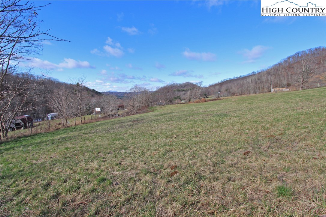 Boone, North Carolina 28607, United States, ,Commercial,Pending,76209