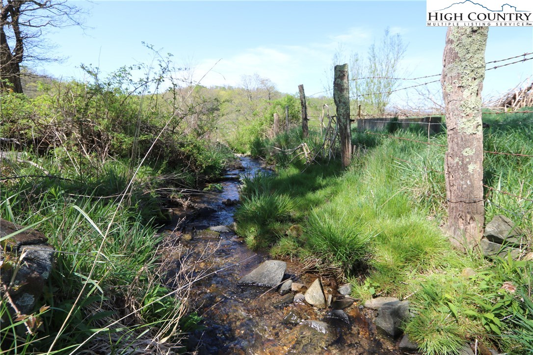 Boone, North Carolina 28607, United States, ,Commercial,Pending,76209