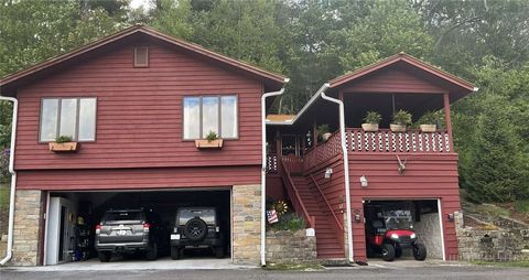 Photo of 137 Maple Road, Blowing Rock, NC 28605 (MLS # 261016)