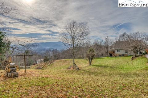 A home in Elk Park