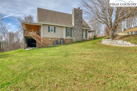 A home in Elk Park