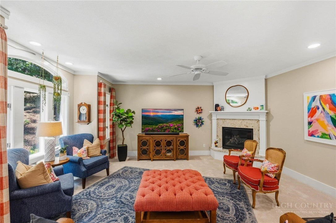 406 Deerfield Forest Parkway