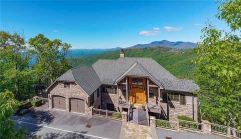 Photo of 783 Wonderland Trail, Blowing Rock, NC 28605 (MLS # 261728)