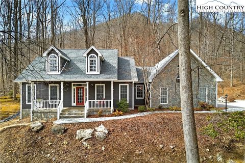 Photo of 219 Catawba Drive, Marion, NC 28752 (MLS # 260425)