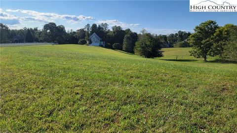 Photo of Lot 302 218 Canterbury Drive, North Wilkesboro, NC 28659 (MLS # 258049)