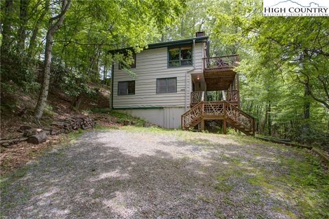 Single Family Residence in Boone NC 111 Forest Spring Lane.jpg