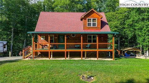 Photo of 232 Bertie Circle, Piney Creek, NC 28663 (MLS # 256813) Photo of 232 Bertie Circle, Piney Creek, NC 28663 (MLS # 256813)