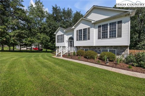 Photo of 354 Shingle Gap Road, Purlear, NC 28665 (MLS # 257537)