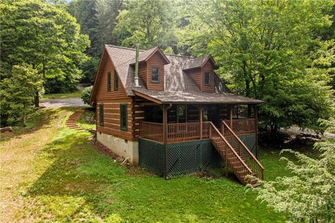 Photo of 419 Dillard Green Road, Vilas, NC 28692 (MLS # 262738)