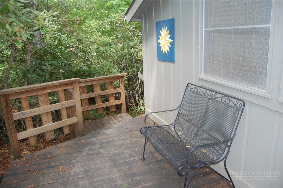 96 Hickory Lane