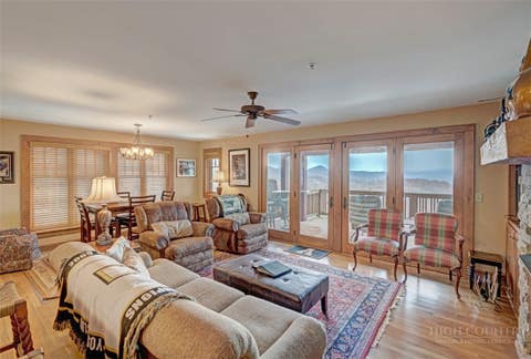 Photo of 482 Indian Paintbrush Drive #RL-1, Banner Elk, NC 28604 (MLS # 263521)