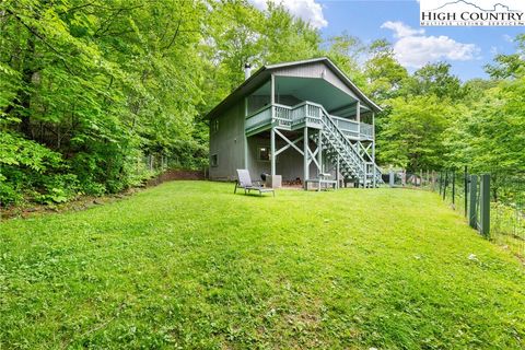 Photo of 391 Apple Valley Road, Zionville, NC 28698 (MLS # 255942)