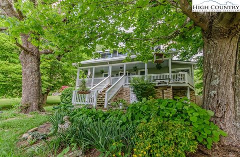 Photo of 403 Linville Creek Road, Vilas, NC 28692 (MLS # 255691)