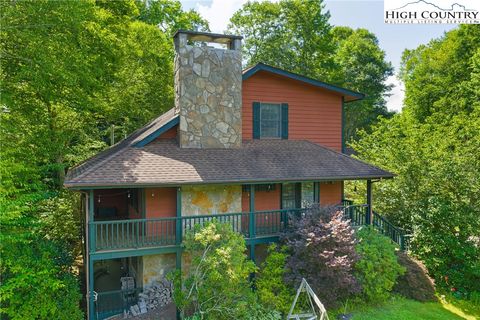 Photo of 277 Country Lane, Newland, NC 28657 (MLS # 257133)