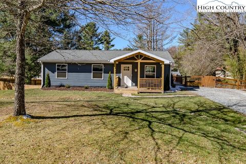 Photo of 477 Hardaman Circle, Boone, NC 28607 (MLS # 260561)