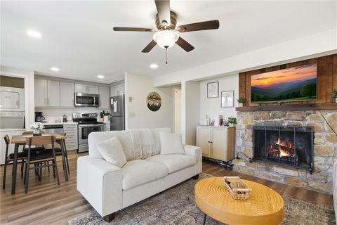 Photo of 1443 Sugar Mountain Drive #A-1, Sugar Mountain, NC 28604 (MLS # 261113)