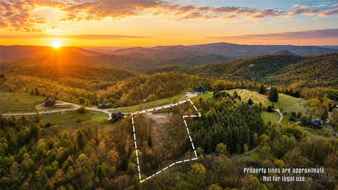 Photo of S7 Sky Rock Trail, Banner Elk, NC 28604 (MLS # 261676)