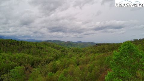 Photo of Lot 24 Lake View Drive, Elk Park, NC 28622 (MLS # 254972)