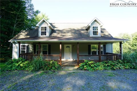 Photo of 160 Fall Creek Road, Zionville, NC 28698 (MLS # 239867)