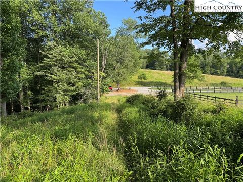 Photo of LOT 20 RIVER ASPEN #20 Road, Grassy Creek, NC 28631 (MLS # 258709)