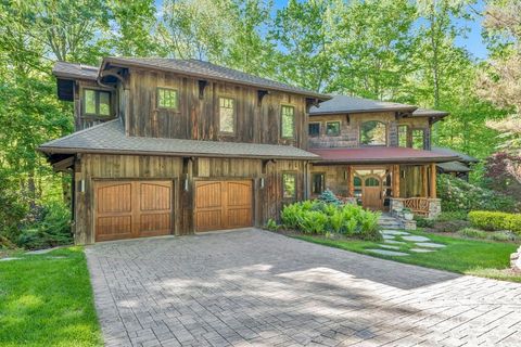 Photo of 355 Oakley Green, Boone, NC 28607 (MLS # 261959)