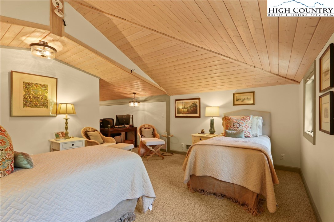 Vilas, North Carolina 28692, United States, 3 Bedrooms Bedrooms, ,4 BathroomsBathrooms,Residential,Active,228551