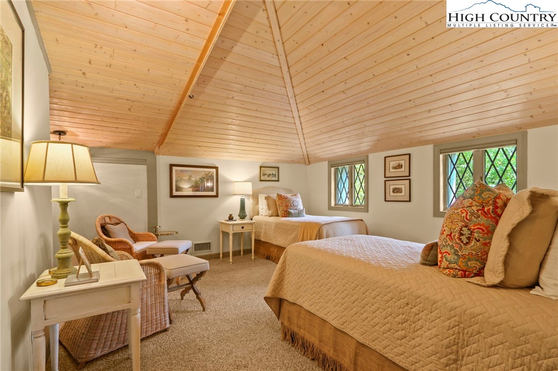 Vilas, North Carolina 28692, United States, 3 Bedrooms Bedrooms, ,4 BathroomsBathrooms,Residential,Active,228551