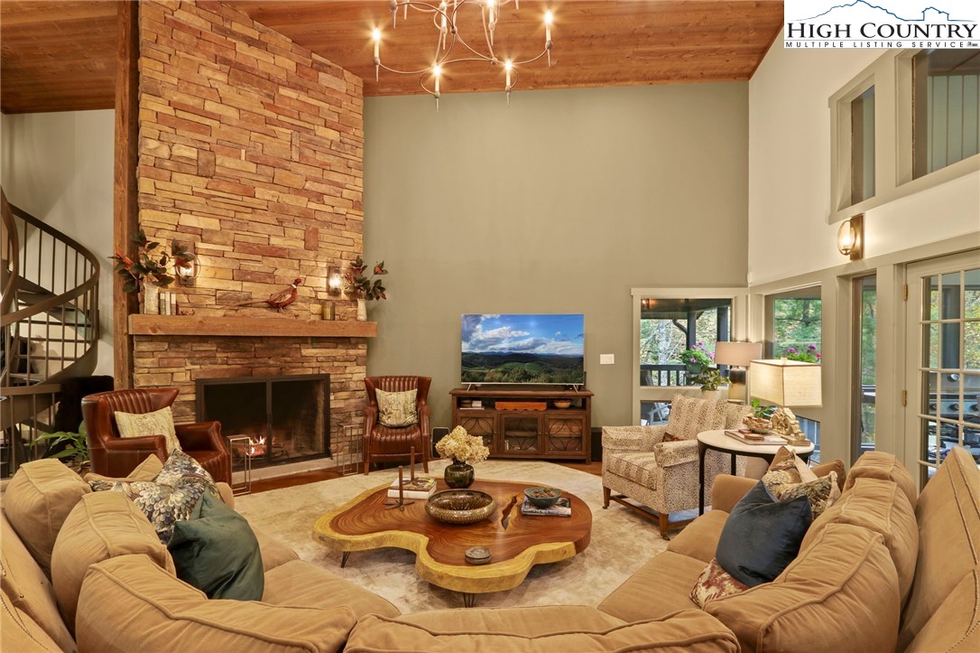 Vilas, North Carolina 28692, United States, 3 Bedrooms Bedrooms, ,4 BathroomsBathrooms,Residential,Active,228551