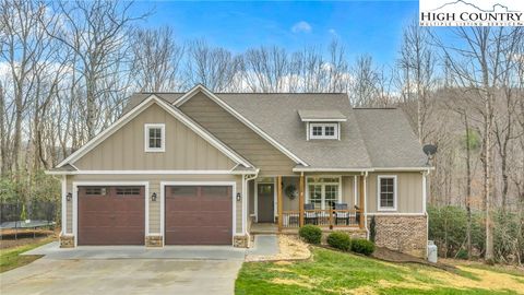 Photo of 362 Fairway Oaks Drive, West Jefferson, NC 28694 (MLS # 260412)