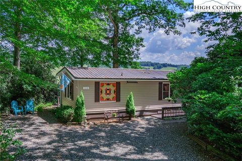 Photo of 124 Laurelwood Court #30, Boone, NC 28607 (MLS # 244675)