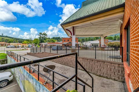 Photo of 201 Jefferson Station Place #201, West Jefferson, NC 28694 (MLS # 263934)