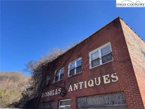 Photo of TBD Squirrel Creek Road, Newland, NC 28657 (MLS # 259216)