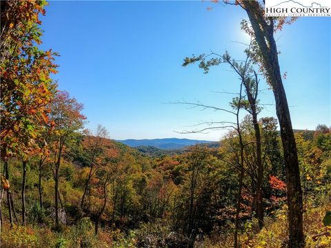 Photo of Lot 18 Rock Haven Trail, Banner Elk, NC 28604 (MLS # 258559)