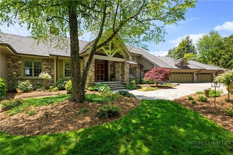 Photo of 1938 Main Street, Blowing Rock, NC 28605 (MLS # 261838)