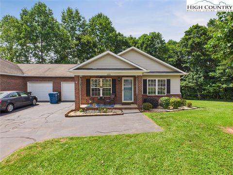 Photo of 2541 NE 26th Avenue #N/A, Hickory, NC 28601 (MLS # 256103)
