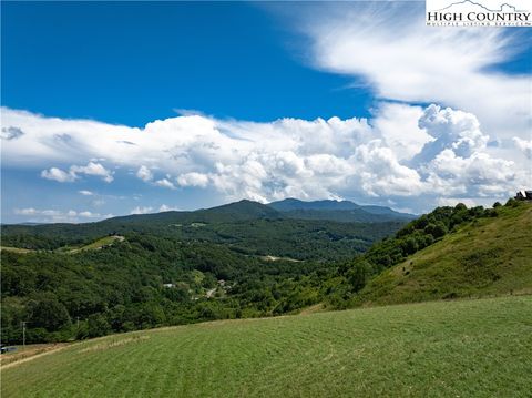Photo of Lot 30 Shawnee Road, Banner Elk, NC 28604 (MLS # 257328)