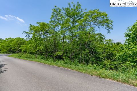 Photo of C34 Bow and Arrow NVNO, Trade, TN 37691 (MLS # 254939)