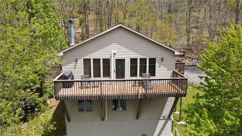 Photo of 111 Aster Trail, Beech Mountain, NC 28604 (MLS # 261691)