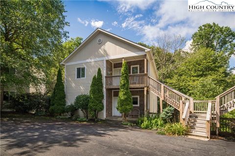 Photo of 182 Evergreen Springs #402, Blowing Rock, NC 28605 (MLS # 257542)