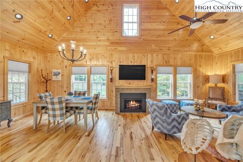 Photo of 201 Eagles Nest Trail, West Jefferson, NC 28694 (MLS # 258294)