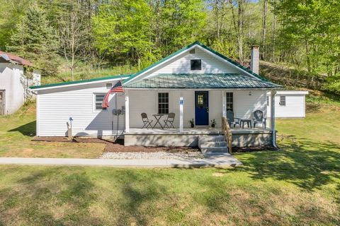 Photo of 496 Camp Joy Road, Zionville, NC 28698 (MLS # 260822)