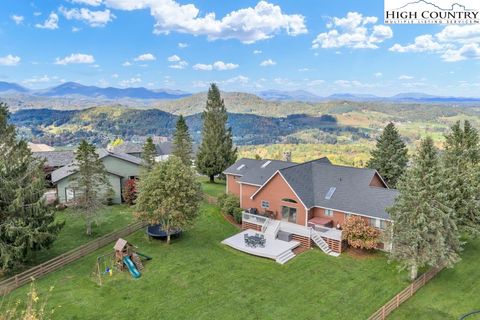 Photo of 245 Bella Vista Drive, Boone, NC 28607 (MLS # 260539)