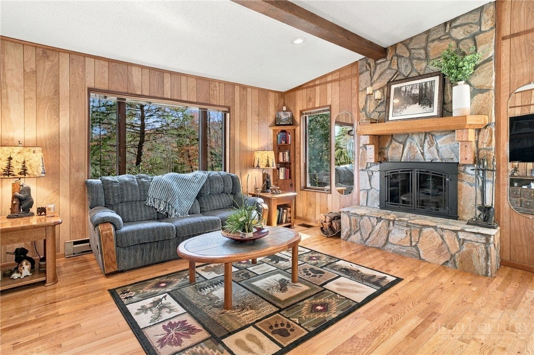 103 Upper Grouse Ridge Road