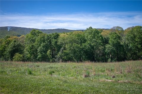 Photo of Lot 108 Eagle Park Drive, Banner Elk, NC 28604 (MLS # 261585)
