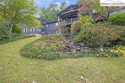 Photo of 491 Mountain Aire Lane, West Jefferson, NC 28694 (MLS # 258110)
